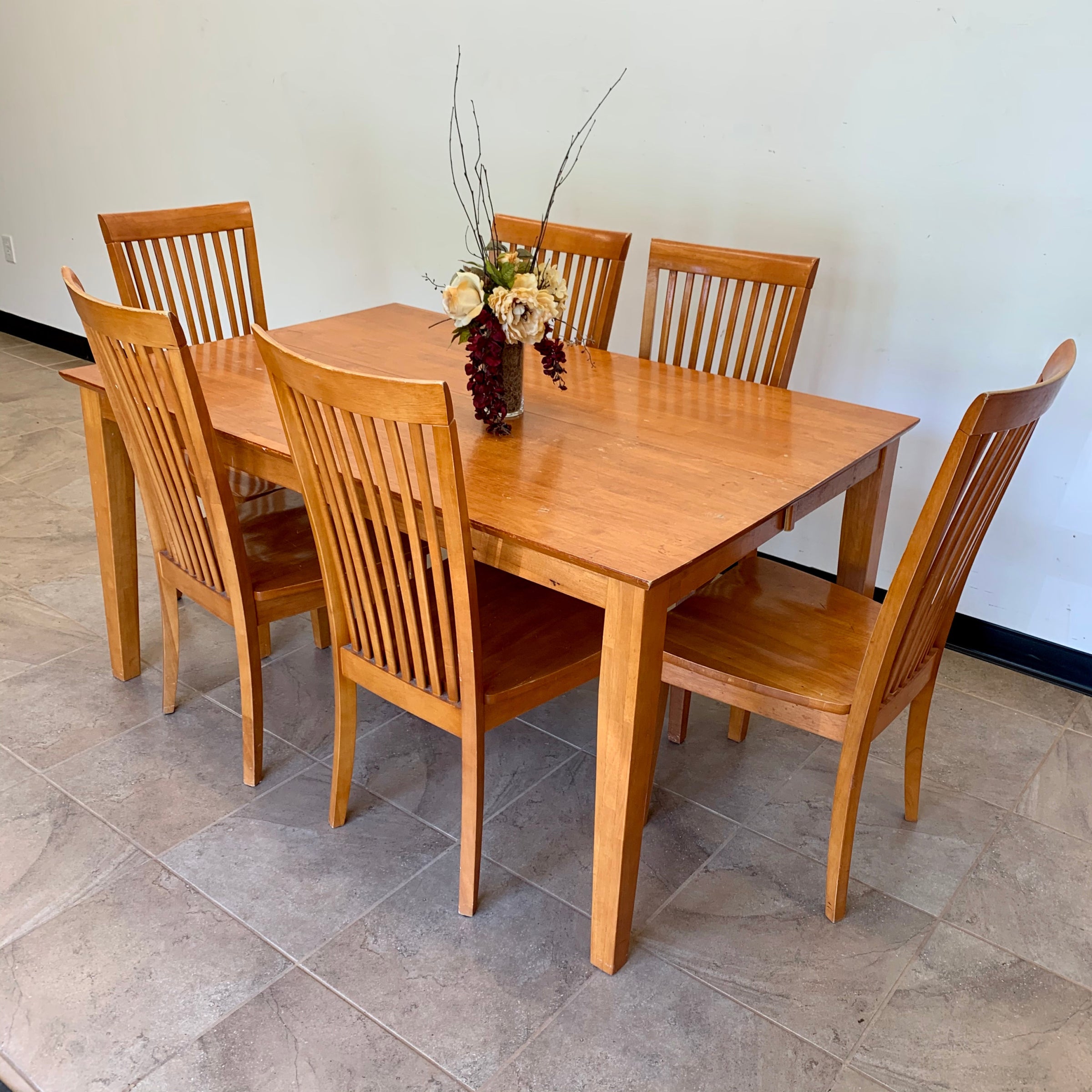 Honey Oak Dining Room Set | Ulster Habitat ReStore Online